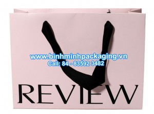 Home page 15 factory_paper_hand